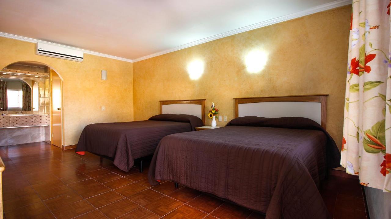 Hotel & Suites Marrod Chihuahua Extérieur photo